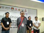 Bakal-Calon-Bupati-Luwu-Agussalim-disela-tes-kesehatan-di-RSP-Unhas.jpg