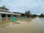 Banjir-rendam-masjid-di-Dusun-Pondang-Desa-Lara-Kecamatan-Baebunta-Selatan.jpg