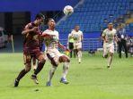 Bek-PSM-Makassar-Daffa-Salman-berduet-dengan-winger-Bali00.jpg