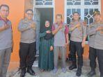 Biro-SDM-Polda-Sulsel-tinjau-lokasi-Bedah-Rumah-Baksos-Akabri-1990.jpg