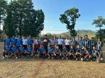Calon-bupati-Maros-Chaidir-Syam-menghadiri-pembukaan-sepak-bola-di-Lapangan-Pucak.jpg