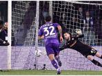 David-de-Gea-menggagalkan-penalti-pemain-AC-Milan.jpg