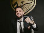 Diego-Michiels-saat-diperkenalkan-oleh-Borneo-FC.jpg