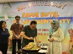 Director-of-Life-Hospitality-Hotel-Group-Budi-Patiran-anniversary.jpg