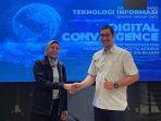 Direktur-Bisnis-Metranet-Faisal-Yusuf-kanan.jpg