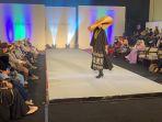 Fashion-Show-Trend-Hijab-2022-dari-Artpro.jpg