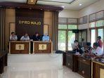 Forum-Koalisi-Masyarakat-Wajo-Sulsel-saat-menyampaikan-aspirasi-di-Kantor-DPRD-Wajo-Jl-Rusa.jpg