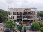 Gedung-Ammatoa-Bulukumba-sedang-digenj.jpg