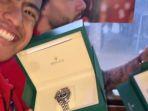 Harga-jam-tangan-Rolex-GMT-Master-II-bervariasi-tergantung-model-dan-warna.jpg
