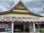 KPU-Bone-di-Jl-Salak-Kecamatan-Tanette-Riattang-Kabupaten-Bone.jpg