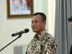 Kapolres-Palopo-AKBP-Safii-Nafsikin-bersama-istri-Nadiavv.jpg