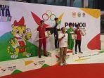 Karateka-Sulsel-Angga-Pratama-meraih-medali-perak-di-kelas-55-kilogram.jpg