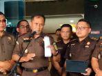 Kejati-Sulsel-terkait-penetapan-tiga-tersangka-baru-kasus-korupsi-PDAM.jpg