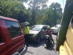 Kemacetan-yang-terjadi-di-jalan-Jalan-Trans-Sulawesi-Maros-Bone.jpg