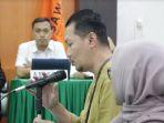 Kepala-Bagian-Teknis-Penyelenggara-Pemilu-KPU-Sulsel-Rahmansyah-di-Kantor-Bawaslu.jpg