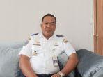 Kepala-Kantor-Unit-Penyelenggara-Bandar-Udara-UPBU-Arung-Palakka-Andi-Indar-Gunawan-2622025.jpg