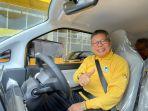 Ketua-DPD-I-Golkar-Sulsel-menggunakan-mobil-listrik-Sabtu-22102022.jpg