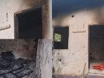 Kolase-foto-sekretariat-yang-sempat-terbakar-akibat-bentrok-mahasiswa-UNM.jpg