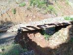 Kondisi-Jembatan-Dusun-Punranga-Barru-yang-nyaris-putus.jpg