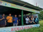 Kunjungan-mahasiswa-melihat-aktivitas-Rumah-Koran-cx.jpg