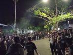 Pemuda Pinrang Lomba Lari Malam Ramadan Bermuatan Judi Samping Mapolres: Seratus Seratus Siapa Mau?