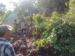 Longsor-di-Jalan-Poros-Dusun-Galung-ke-Dusun-Mangilu-Desa-Samaenre-Kabupaten-Bone.jpg
