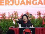 Megawati-Soekarnoputri-saat-pidato-dalam-pengumuman.jpg
