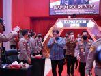 Menteri-Koordinator-Bidang-Perekonomian-Airlangga-Hartarto-berterima-kasih-ke-TNI-Polri.jpg