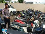 Motor-yang-dikendarai-korban-kini-telah-dievakuasi-ke-Mapolres-Maros-6.jpg