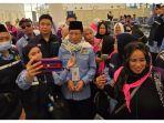 Nasaruddin-Umar-foto-bersama-dengan-jamaah-haji-Kloter-07-6.jpg