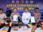 PENIPU-REKRUTMEN-POLRI-HA-dan-MR-ditangkap-98.jpg