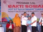 PERIKSA-KESEHATAN-Semen-Tonasa-menggelar-kegiatan.jpg