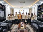 PROGRAM-MBG-Wali-Kota-Makassar-Munafri-Arifuddin-menerima.jpg