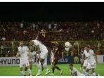 PSM-Makassar-vs-Persib-Bandung-di-Stadion-Gelora-BJ-Habibie.jpg