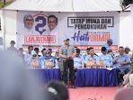 Pasangan-calon-Bupati-dan-Wakil-Bupati-Gowa-Husniah-Talenrang-dan-Darmawangsyah-Muin-Hati.jpg