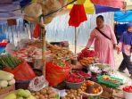 Pedagang-sayur-mayur-di-Pasar-Tradisional-Tanete-Kecamatan-Bulukumpa.jpg