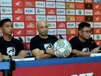 Pelatih-PSM-Bernardo-Tavares-saat-Pre-match-di-Kota-Parepare.jpg