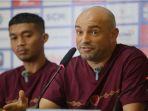 makassar/Pelatih-PSM-Makassar-Bernardo-Tavares-bf.jpg