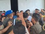 Penertiban-bagunan-diduga-tidak-mengantongi-izin-di-Balla-Lompoa-gowa-berujung-ricuh.jpg
