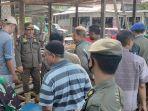 Penertiban-lapak-oleh-Satpol-PP-Jeneponto-Selasa-1112022.jpg