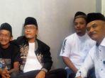 Penjual-es-teh-asal-Dusun-Gesari-Desa-Banyusari.jpg
