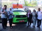 Penyerahan-bantuan-mobil-perpustakaan-keliling-oleh-Kepala-Perpusnas-kepada-Bupati-Maros.jpg