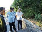 Pj-Bupati-Takalar-Setiawan-Aswad-meninjau-langsung-pengerjaan-Talud-Bahu90.jpg