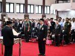Pj-Gubernur-Sulsel-Bahtiar-mengukuhkan-Kepala-Kepala-Pengawasan-Keuangan-2312.jpg