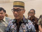 Pj-Gubernur-Sulsel-Zudan-saat-ditemui-di-Hotel-Claro-Makassar-pada-Kamis-117202400.jpg