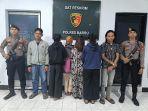 Polres-Barru-ringkus-dua-mucikari-dan-dua-PSK-di-Kelurahan-Mangempang-Kecamatan-Barru.jpg