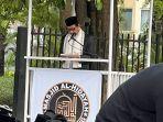 Prof-Dr-H-Musafir-Pababbari-Msi-70-saat-membacakan-khutbah-3454.jpg