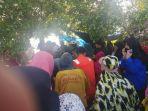 Proses-evakuasi-Massiaji-63-seorang-nelayan-warga.jpg