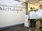 RAMADHAN-LG-Electronics-Indonesia-donasikan-15-unit000.jpg