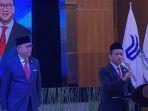 Rosan-Roeslani-kiri-dan-Menteri-ESDM-Bahlil-Lahadalia-kanan-1.jpg